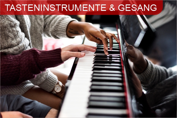 Tasteninstrumente & Gesang