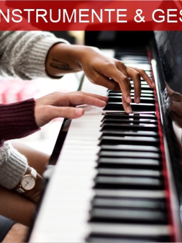 Tasteninstrumente & Gesang